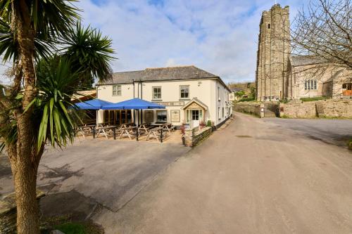 Church House Inn, Stokenham - Accommodation - Kingsbridge