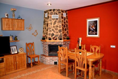 المرافق, Alojamientos Carmen in Beteta