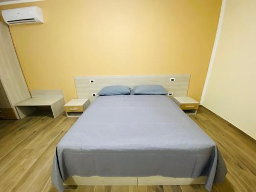 1 double bed