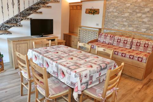 Duplex Apartment image 9