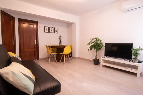 Marina Flat by Concept Flats, Valence
