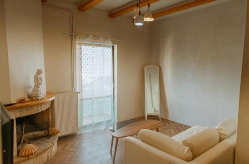 Charming home Room Type - One-Bedroom Apartment