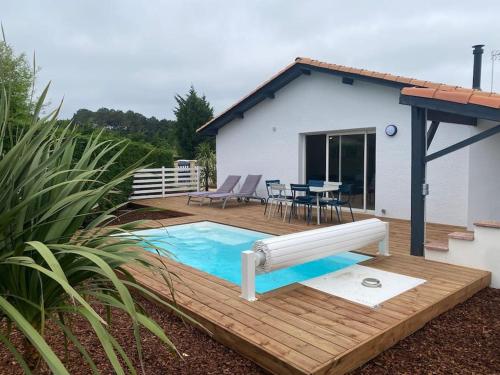 Maison chaleureuse avec piscine chauffée - Location, gîte - La Teste-de-Buch