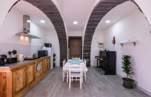 Castanheiro's Place in อาร์ริเฟส