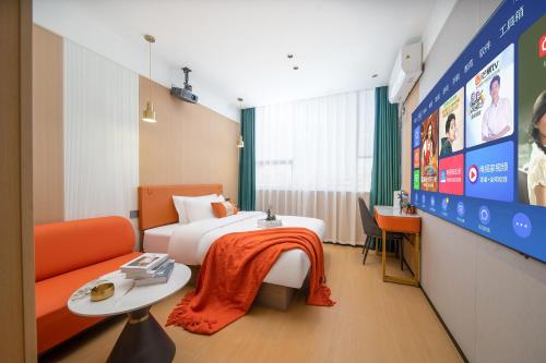 Standard Single Room image 2