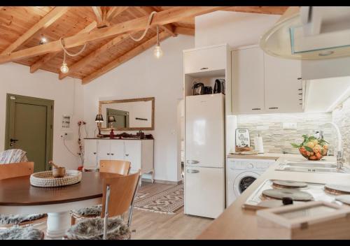 Elaia Rest House Elaia Rest House