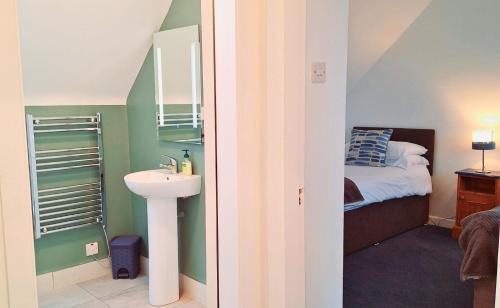 Dingle Holiday Homes - image 6