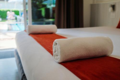 Phuket Airport Hotel - SHA Extra Plus