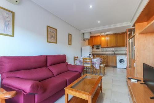 One-Bedroom Apartment image 5