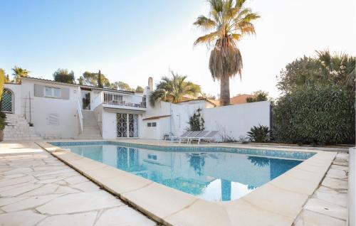 Cozy Home In Frjus With Wifi - Location saisonnière - Fréjus