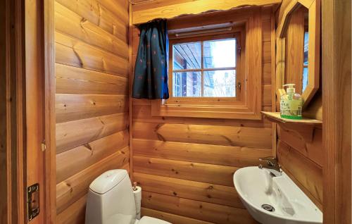 Ванна кімната, Awesome Home In Venabygd With Sauna in Рынгебу