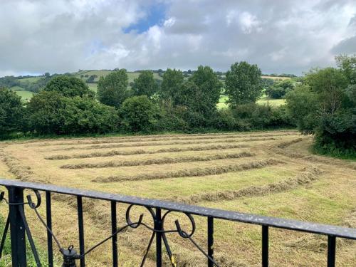 Beaconsfield Farm - image 4