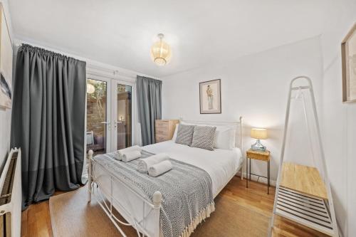 2 BR garden flat in W Kensington, Londra (foto 7)