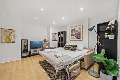 2 BR garden flat in W Kensington, Londra (foto 4)