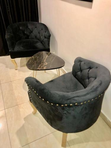 Stylish & Serene 2BHK Apt - image 10