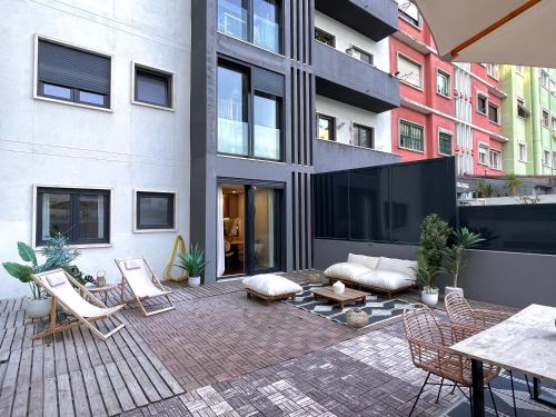 CASA BOMA LISBOA – BRIGHTING APARTMENT WITH SPACIOUS TERRACE – ALVALADE III - image 10