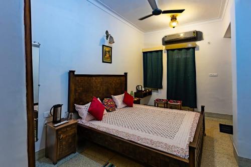 1 queen bed