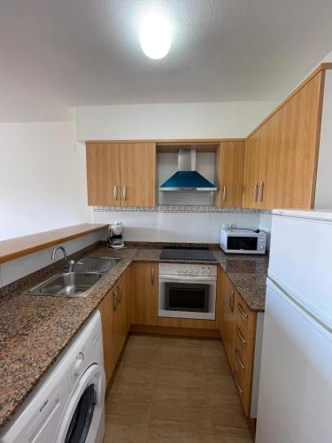 Konyha, Alpen1 Mercuri in Cerromar