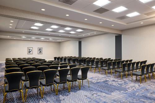 Baltimore Marriott Waterfront - image 13