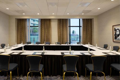 Baltimore Marriott Waterfront - image 2