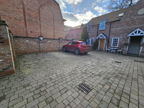 George Hudson Court Apartments - image 14