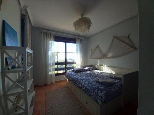 Three-Bedroom Townhouse image 10