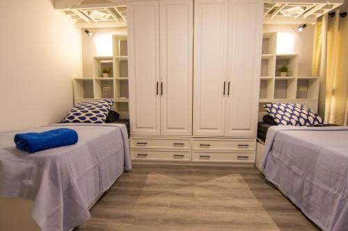 Lovely 3BR Apartment in Heart of Mohandseen - image 10