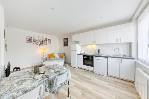 ห้องครัว, Cozy Appart 5 à 3' de la gare - Cozy Houses (Cozy Appart 5 a 3' de la gare - Cozy Houses) in ปาแลโซ