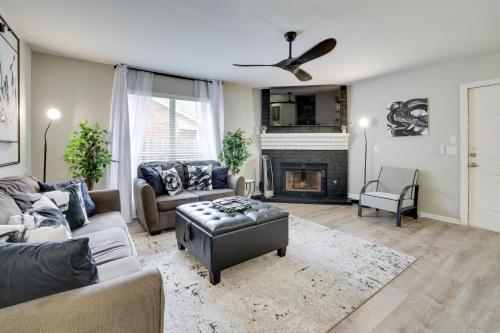 Leon Valley Home Near SeaWorld and Aquarium! in San Antonio, USA