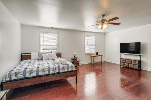 Pet-Friendly Silver Spring Home 2 Mi to Downtown! in Silver Spring, USA