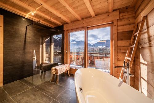 Chalet Heavenly Morzine - by EMERALD STAY