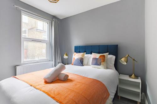 Homely 3 Bedroom House in Hammersmith - image 11