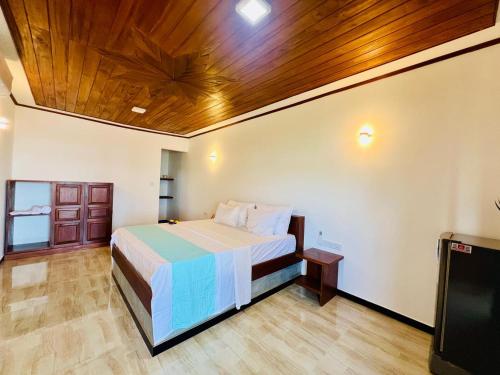 Deluxe Double Room with Balcony and Sea View image 10