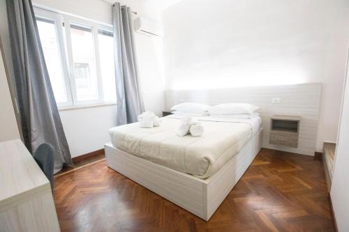 Hall inn B&B in Naples - image 7