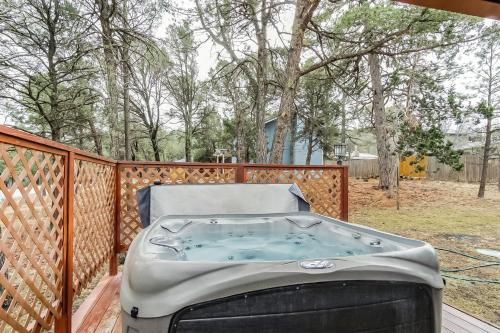 Hummingbird Haven - Charming Ruidoso Retreat - image 8