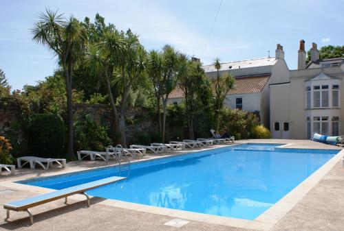 Piscina, Grange Lodge Hotel in Saint Peter Port