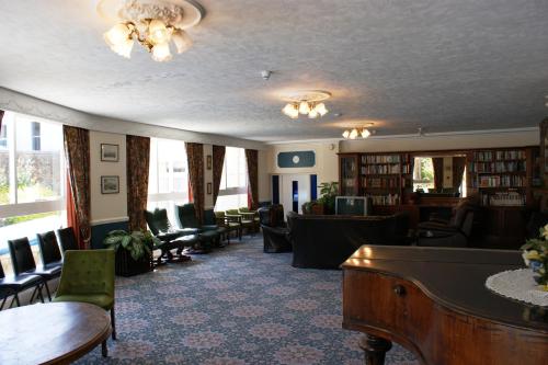 sala de TV, Grange Lodge Hotel in Saint Peter Port