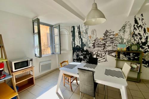 The Triplex- 3 bedrooms in the escutcheon! gîte à louer Montpellier