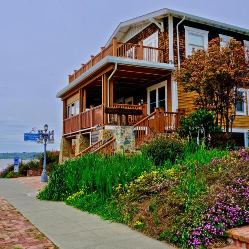 B&B Benicia - Shorelight Inn - Bed and Breakfast Benicia