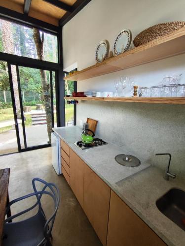 Kitchen, Casa Bike Campos do jordao in Parque Rancho Alegre