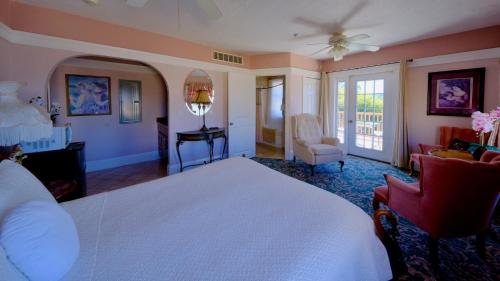 Deluxe Suite with Sea View