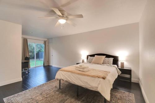 The Charming Home with a Pool in Yuba City