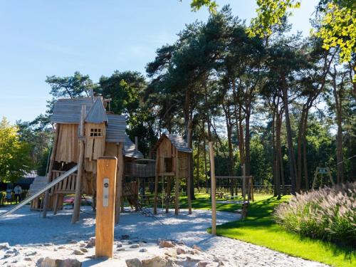 Létesítmények, Chalet in Brabant with Spacious Garden in Veldhoven