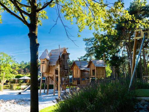 Létesítmények, Chalet in Brabant with Spacious Garden in Veldhoven