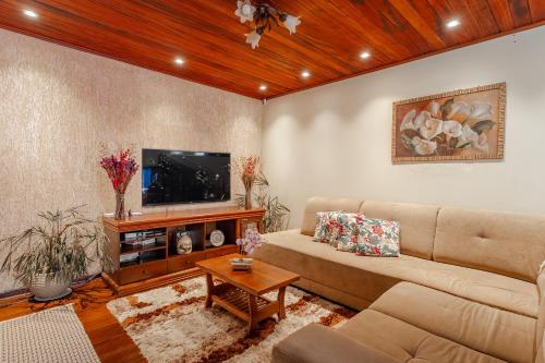 Pousada VHL - Campos do Jordão - image 7