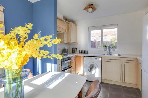 Konyha, Cosy Two bedroom house - Chelmsford - Free Parking and Wifi in Springfield
