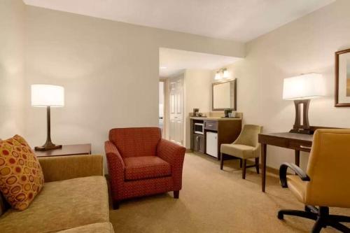 Country Inn & Suites by Radisson, Calgary-Airport, AB