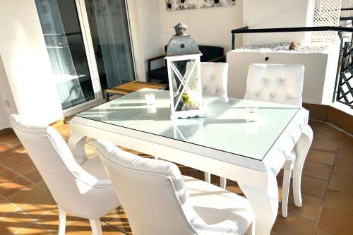 MI CAPRICHO Beachfront 400 - Apartment With Sea Views Costa del Sol