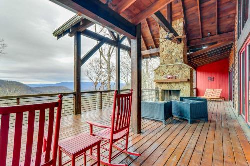 Quiet Blue Ridge Cabin with Hot Tub, Mountain Views! in Blue Ridge, USA