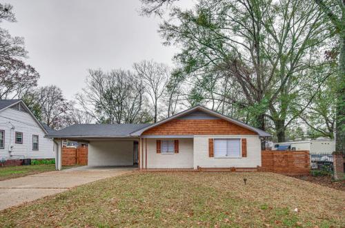 Stunning Jackson Home about 2 Mi to Downtown!